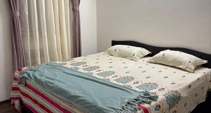 Meenakshi PG Room Type - Bedroom