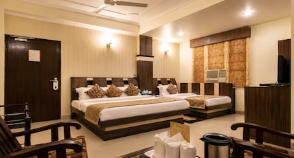 Hotel Grand Park Inn, Karol Bagh Room Type - Triple AC Room with Work Desk Hotel Grand Park Inn, Karol Bagh Room Type - Triple AC Room with Work Desk