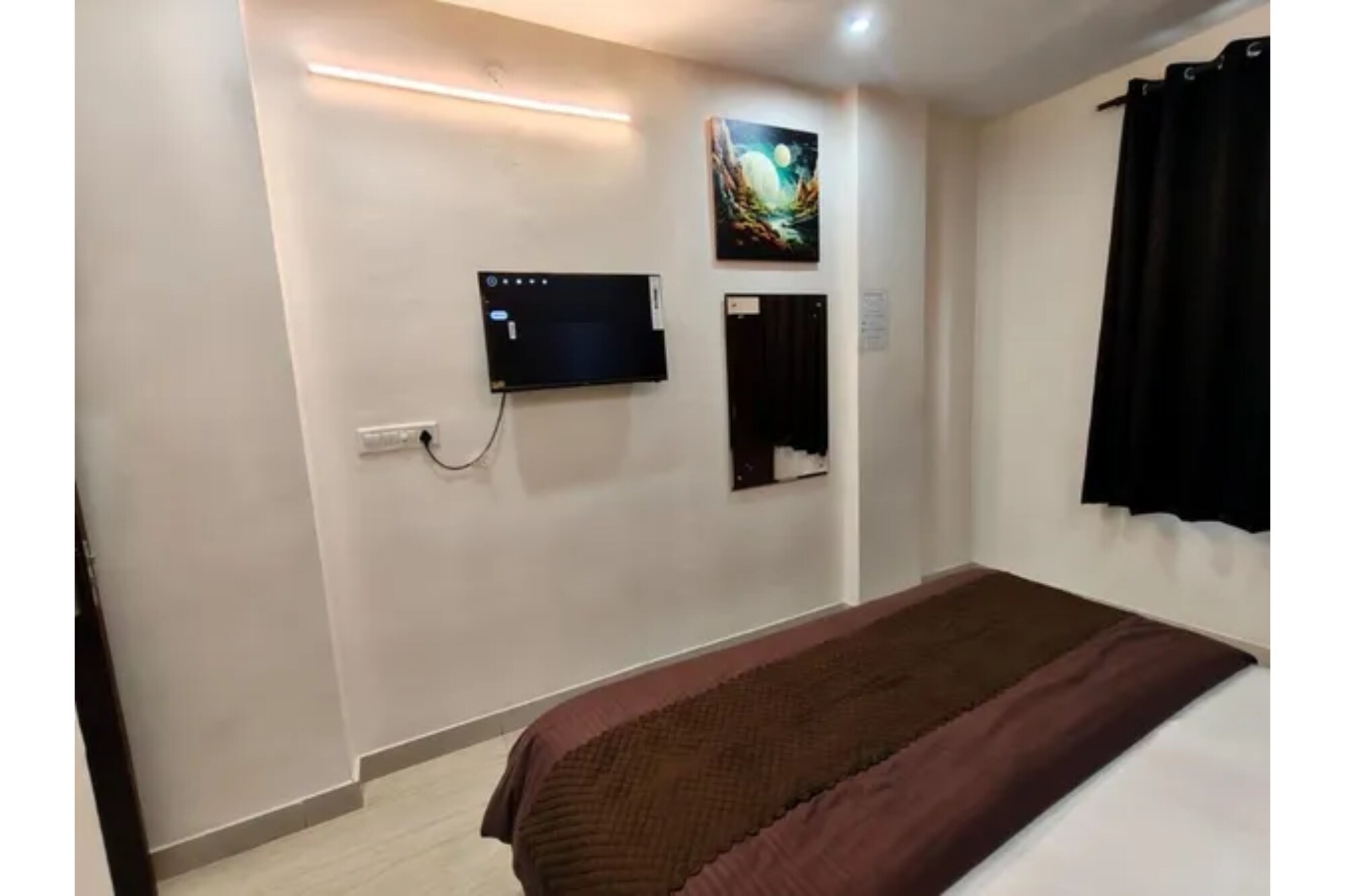 FabHotel Prime Stay Inn - Tap to explore photos