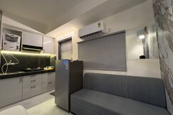 URBAN NEST 
A Cozy Studio 1 in The Heart of Jaipur