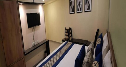 Hotel SVA Room Type - Deluxe Ac Room - King bed