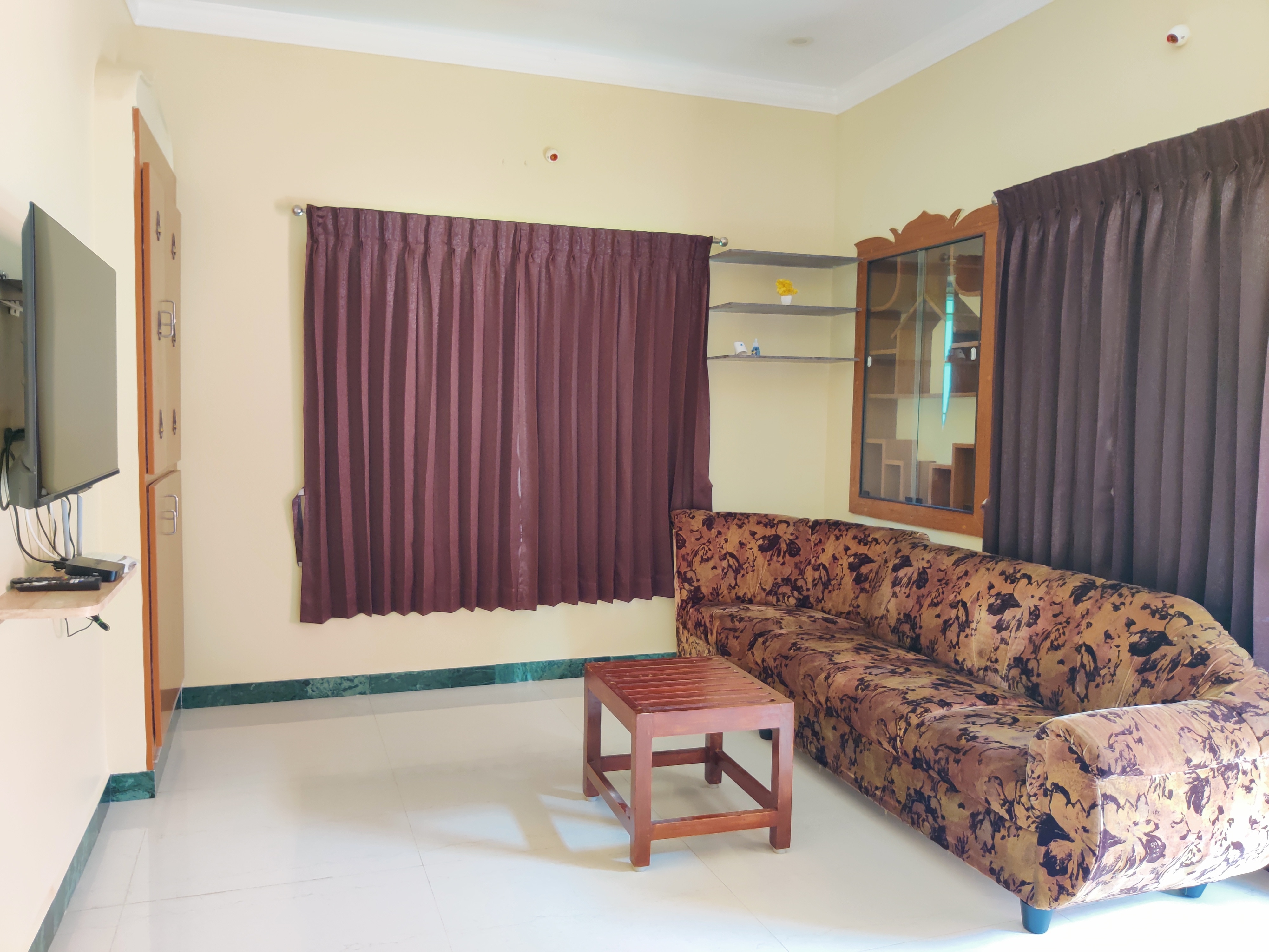 Luxury Home in Vadavalli - Tap to explore photos