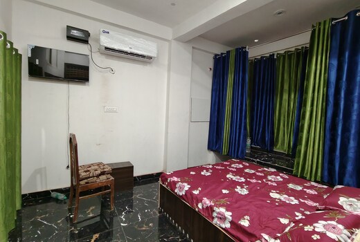 ANANYA HOTEL & AYURVEDA HWC