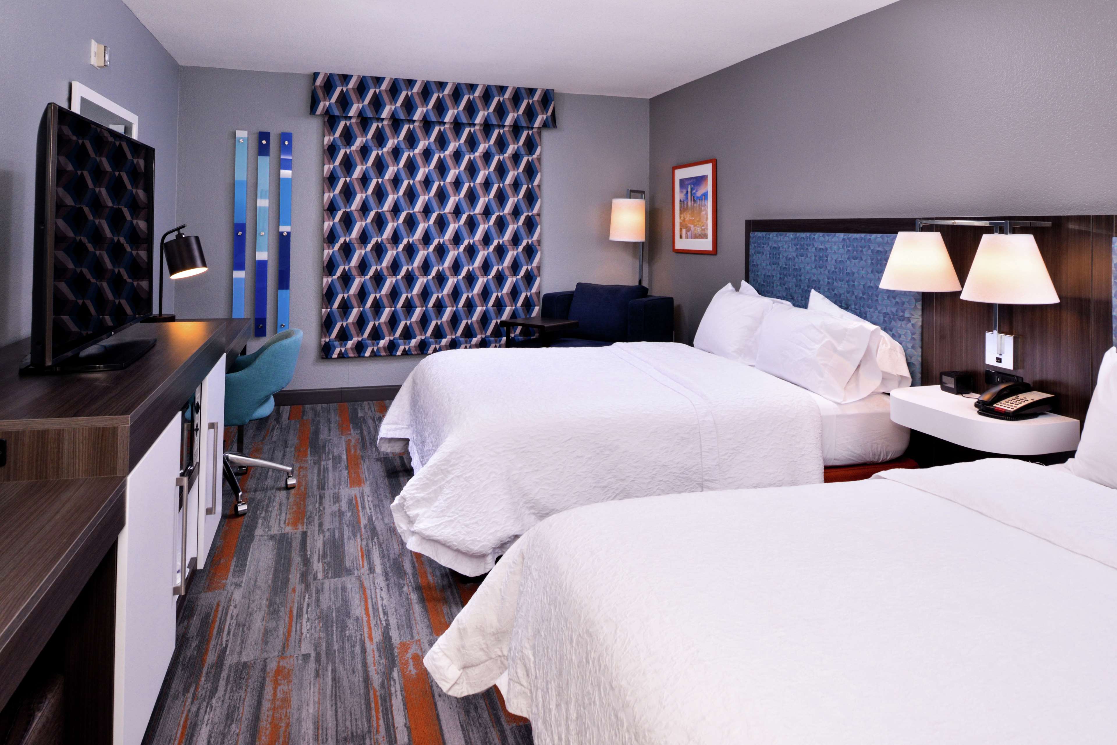 Hampton Inn & Suites by Hilton Legacy Park-Frisco - Tap to explore photos