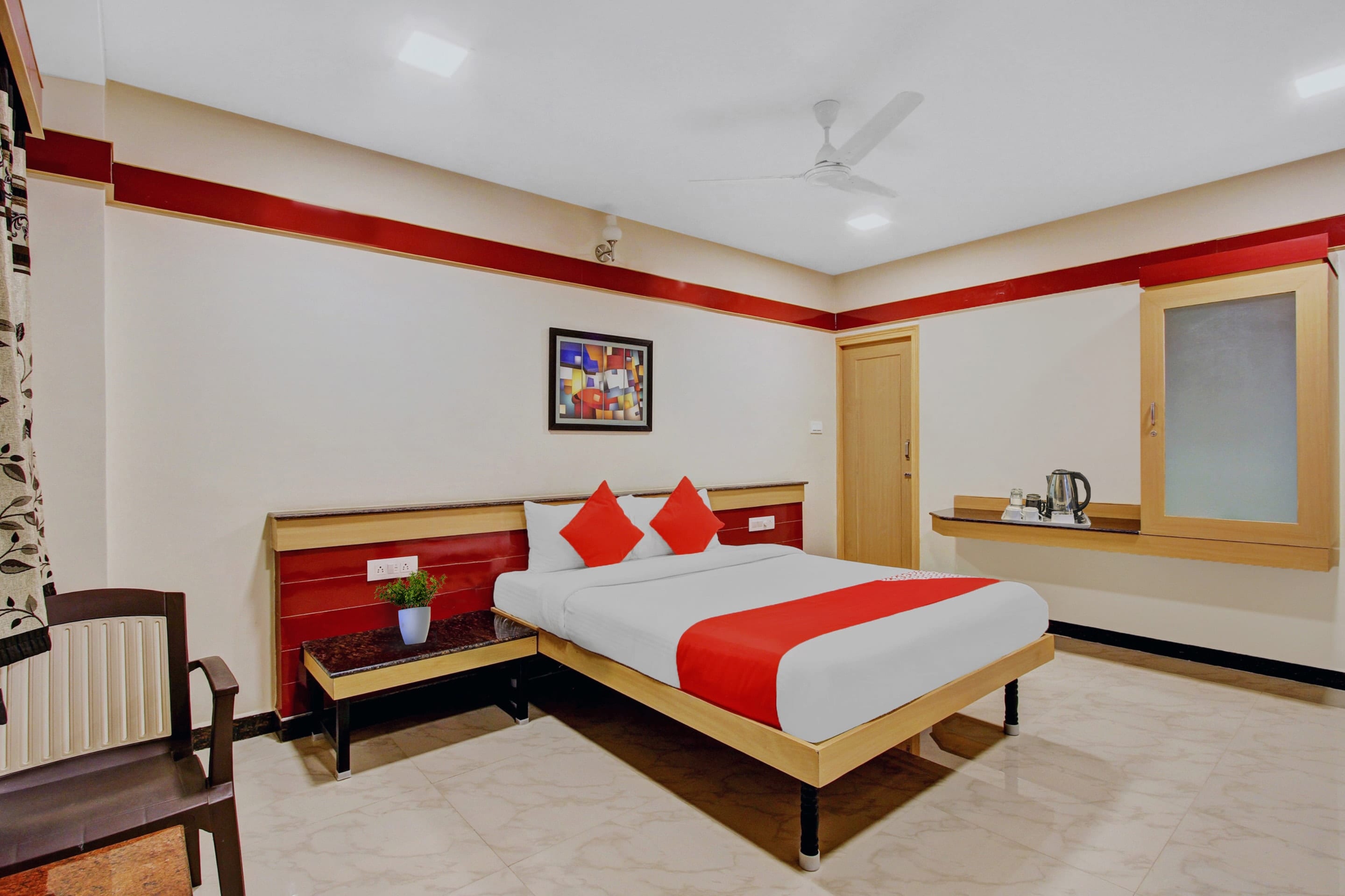Hotel O Sri Sai Guru Comforts - Tap to explore photos