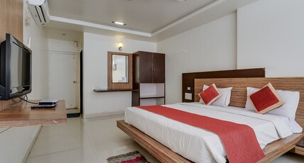 Royal Inn Lodging and boarding. Room Type - Deluxe Room AC Room