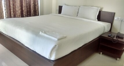 Sixteen degrees resort Room Type - King suite