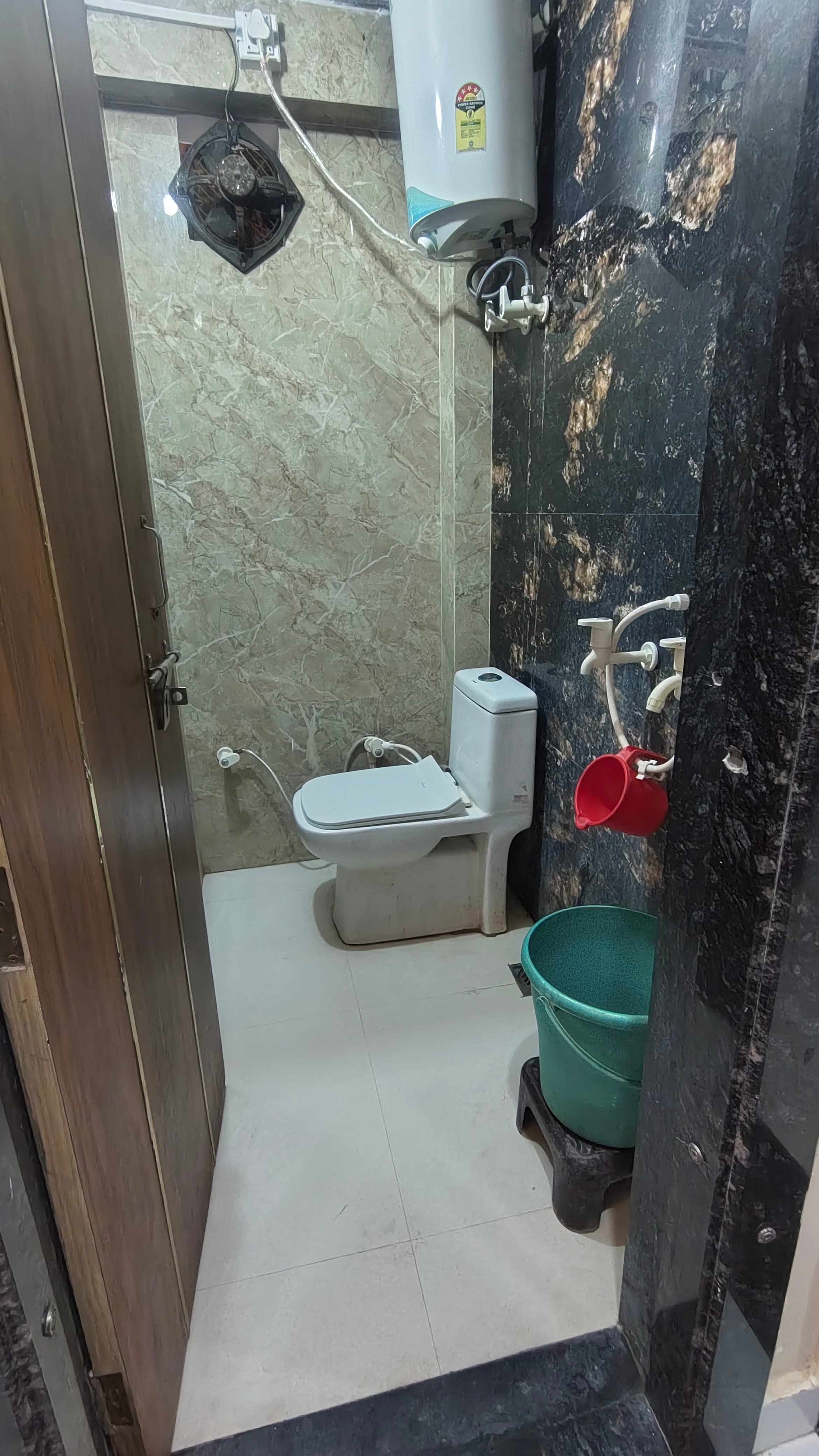 Shri Ladli Ji Home Stay - Tap to explore photos