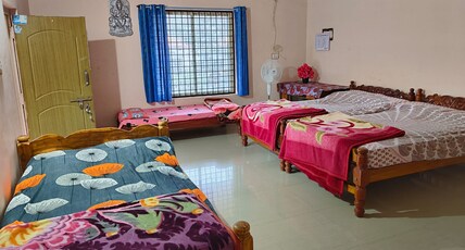 AKASH HOMESTAY Room Type - Bedroom 2
