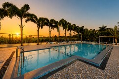 Carina Retreat Resort