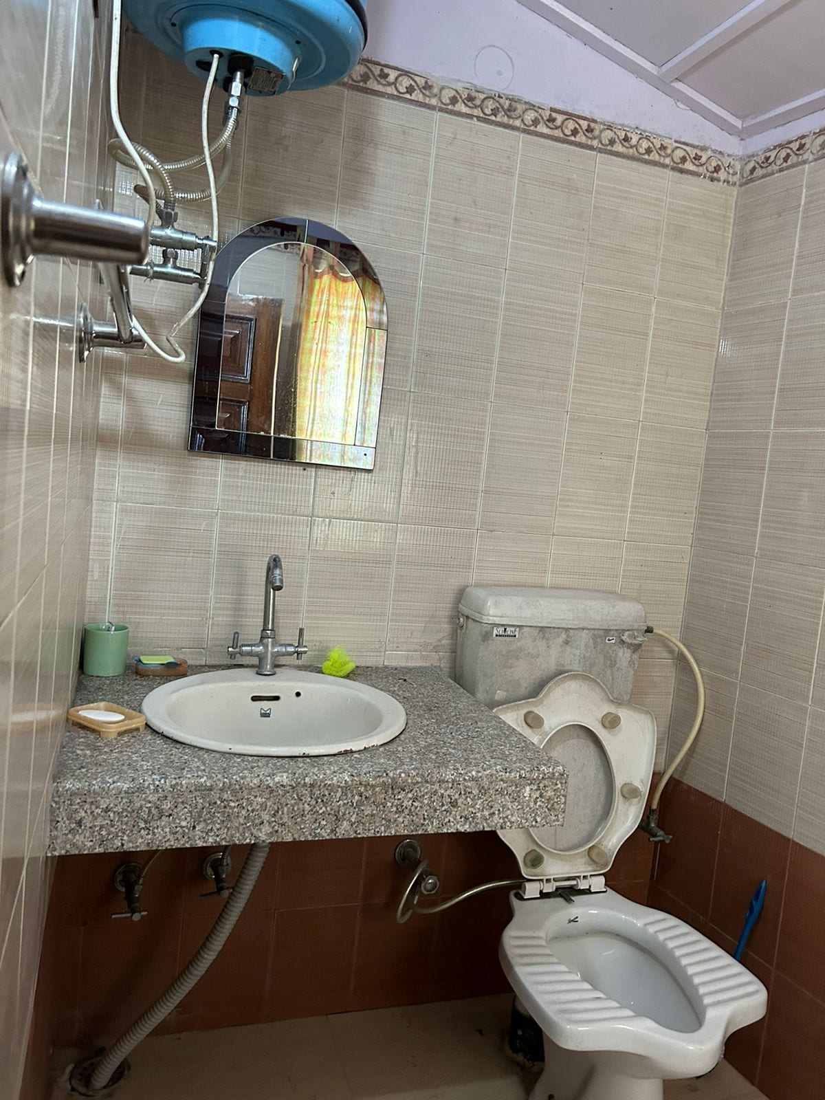 Belleview Homestay - Tap to explore photos