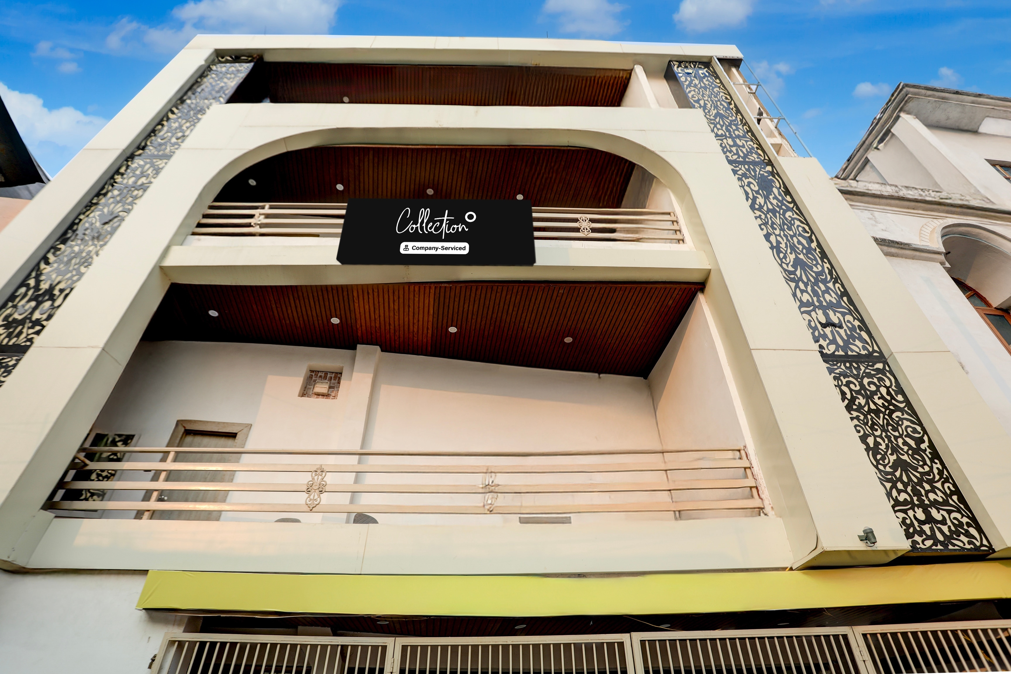 OYO Collection O George Town - Tap to explore photos