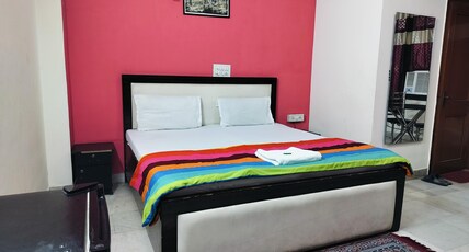 Balo Jagannath Guest House Room Type - Super Deluxe Room