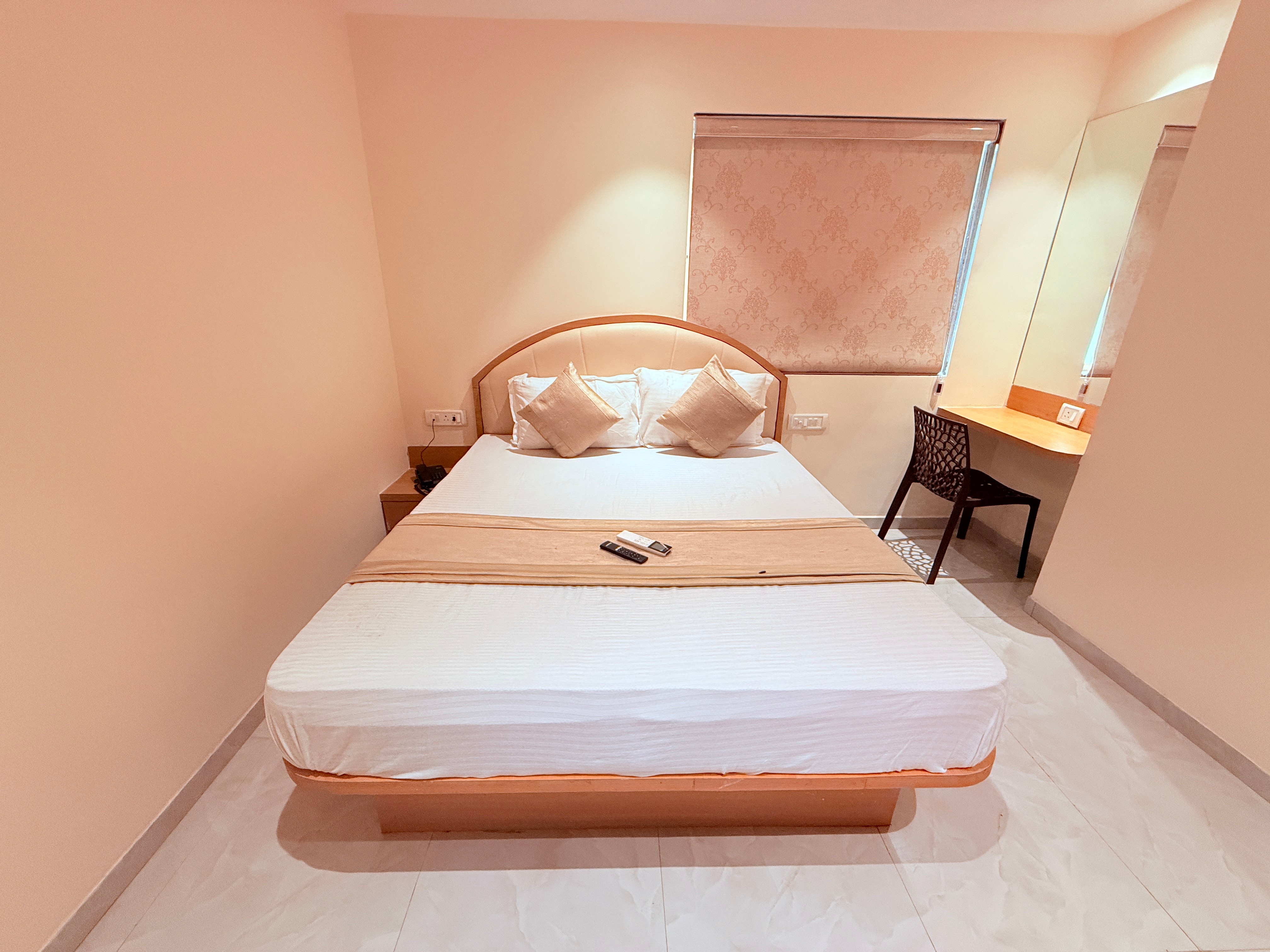 Hotel Radhe Residency - Tap to explore photos