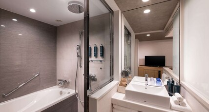 DoubleTree by Hilton Tokyo Ariake Room Type - 2 DOUBLE DELUXE ROOM