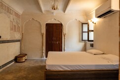 Siwar House Gangori Bazar