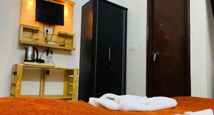 KMVN Mohaan Room Type - Deluxe