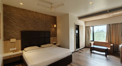 The Four Seasons Recreation Room Type - Deluxe Room
