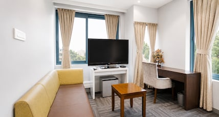 Viz Park Hotel - Business Hotel & Banquet, GIDC Anand Room Type - Executive Suite with Living Area Viz Park Hotel - Business Hotel & Banquet, GIDC Anand Room Type - Executive Suite with Living Area