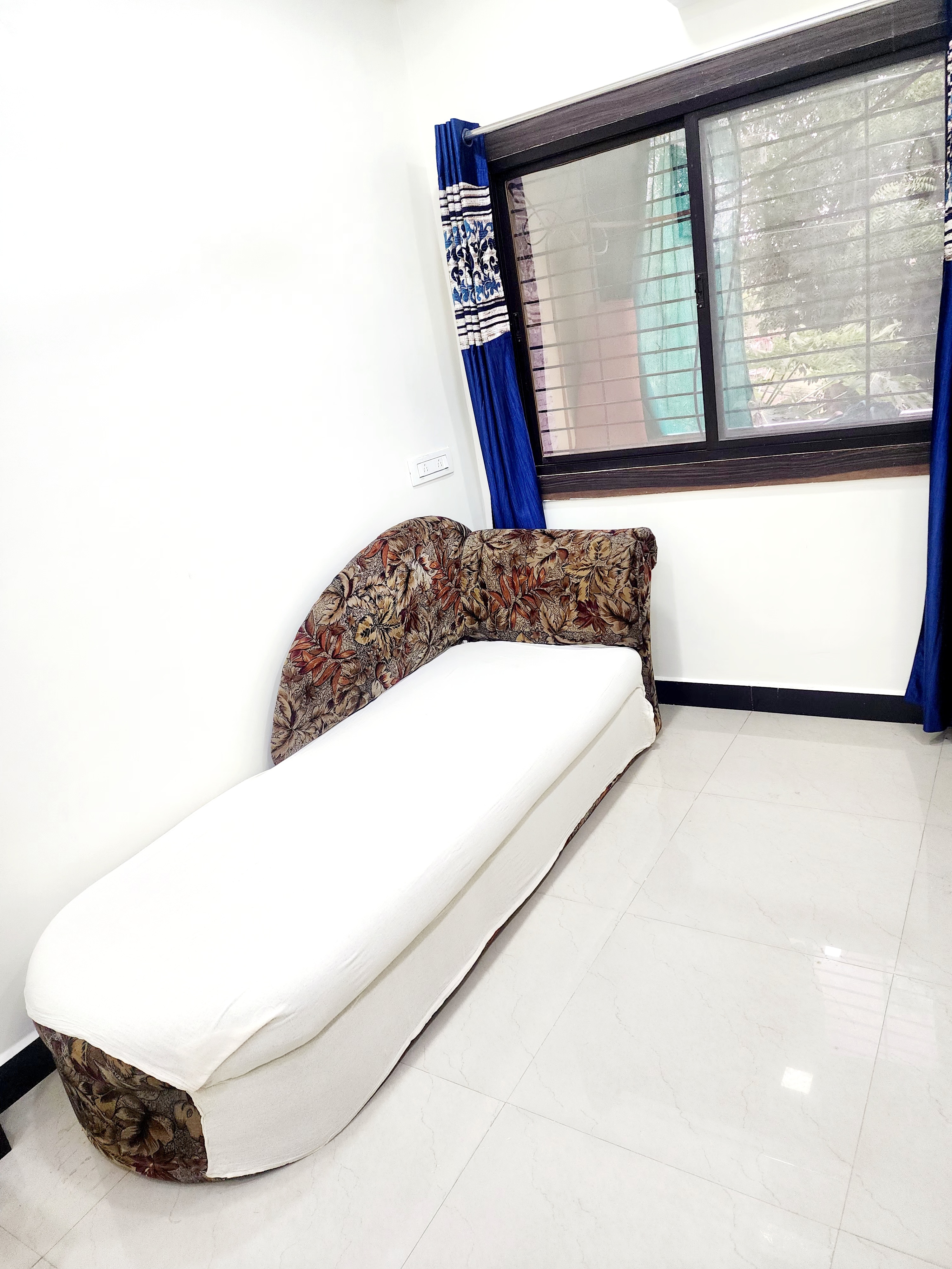 Mahakal Serenity Home Stay - Tap to explore photos