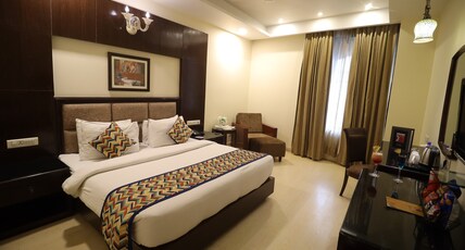 HK Clarks Inn Room Type - Executive Room with King or Twin Bed
