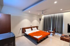 Hotel Sumanchandra Suites
