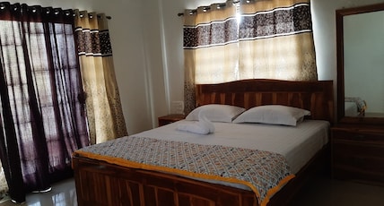 Hotel Kavijay Sea View & Spa Room Type - SUPER DELUXE AC ROOM WITH MOUNTAIN VIEW Hotel Kavijay Sea View & Spa Room Type - SUPER DELUXE AC ROOM WITH MOUNTAIN VIEW