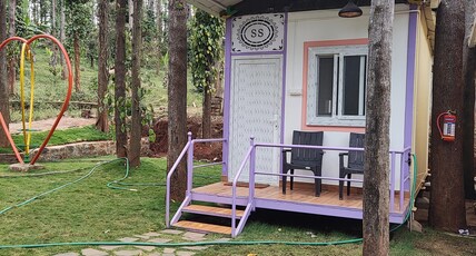 SS Tiny Home Stays Room Type - Bedroom 6
