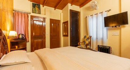 Stone Heritage Mukteshwar Room Type - The Iron Room