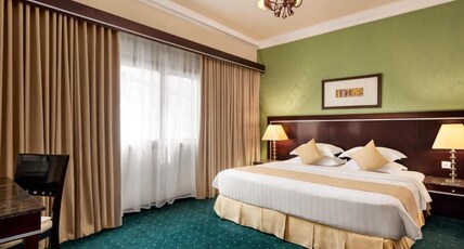 Eastyard Dammam Hotel - Formerly Ramada by Wyndham Dammam Room Type - Executive Suite King