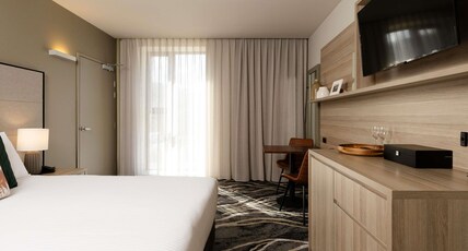 Peppers Marysville Room Type - Superior Room, 1 King Bed, Accessible Peppers Marysville Room Type - Superior Room, 1 King Bed, Accessible