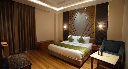 MAYUR SIMRAN Room Type - Premium Room with city view