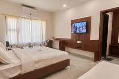  The Raviera Shirdi - ( 100 Meter From Sai Samadhi Temple )