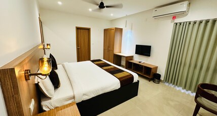 Hotel Polariz Room Type - DELUXE ROOM