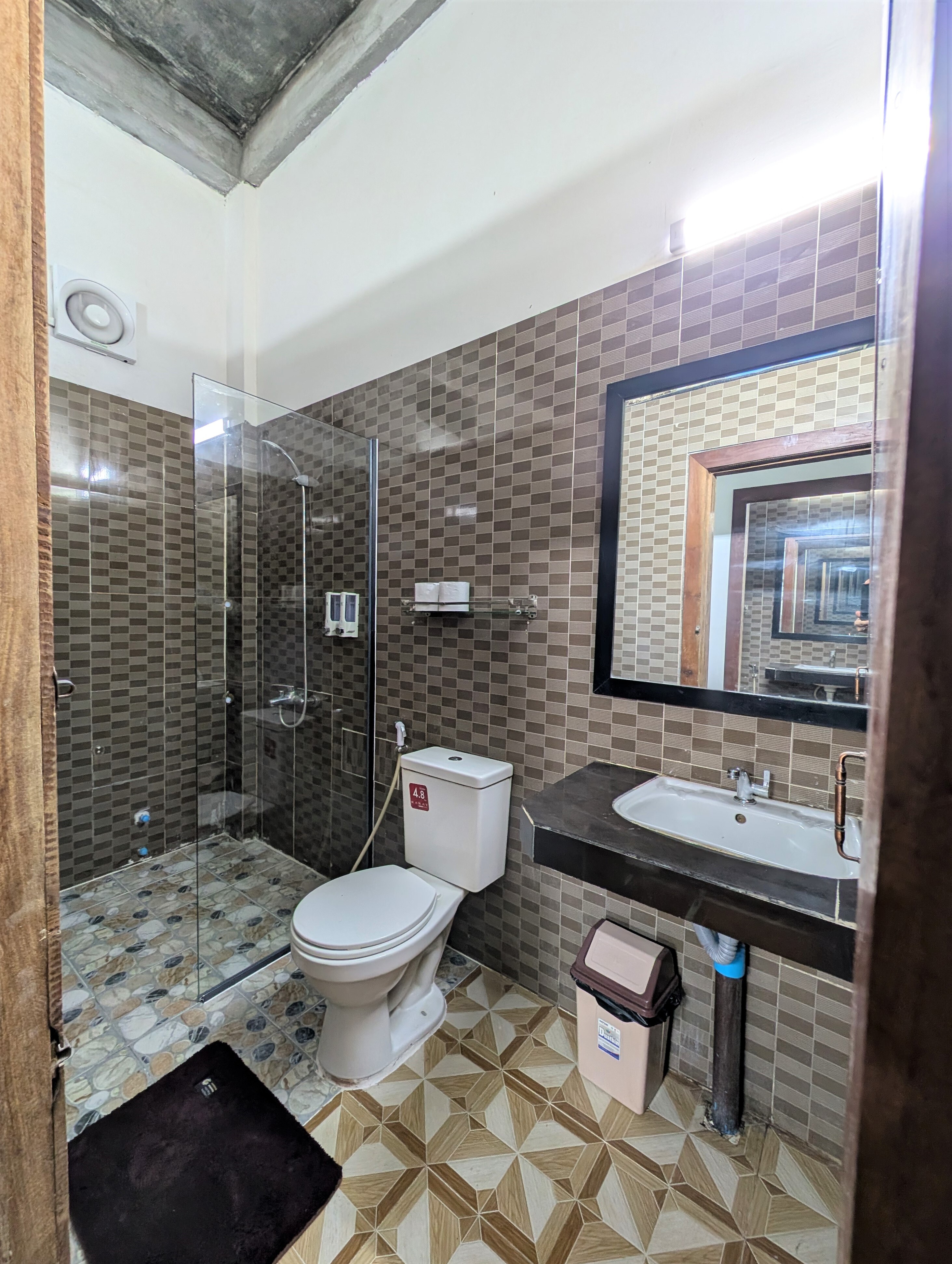 The Siem Reap Chilled Backpacker - Tap to explore photos