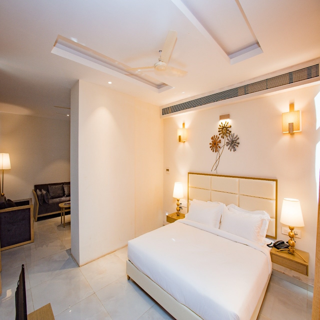 SAPPHIRE PREMIUM HOTEL & SUITE - Tap to explore photos