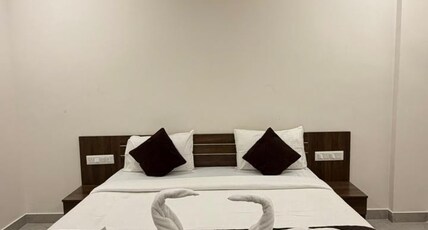 SKB Suites Room Type - Deluxe non ac 