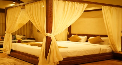SHREENARAYANEE FARMS AND RESORT Room Type - Whispering Cottage King Bed Balcony with Bath Tub