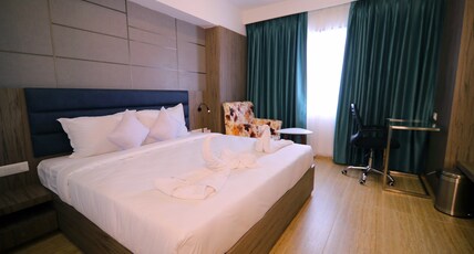 Hotel Vaibhav Inn Room Type - Standard Room