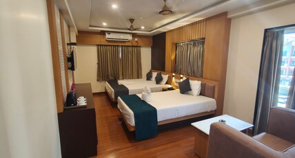 The Monalisa Inn Room Type - AC Deluxe Three Bedded Room