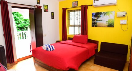 Jes Rooms Room Type - Deluxe Room with Balcony Jes Rooms Room Type - Deluxe Room with Balcony