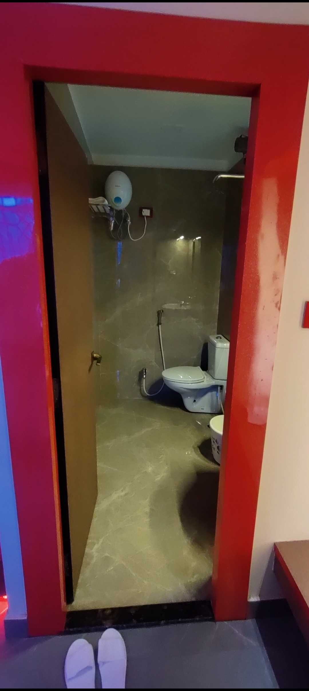 Super Hotel O Jalan Regency - Tap to explore photos