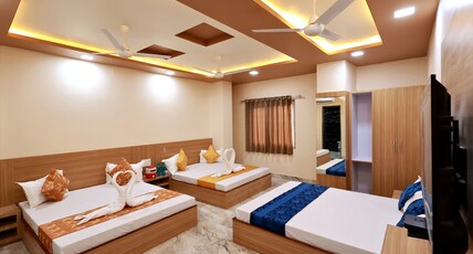 Hotel Royal Suites Plus (100 Meters From Dargah) Room Type - Royal Premium Family Room