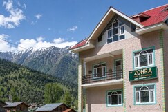 THE ZOHRA HOTEL AND RESTAURANT