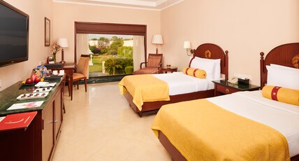 The Lalit Temple View Room Type - Deluxe Garden View Twin Bed