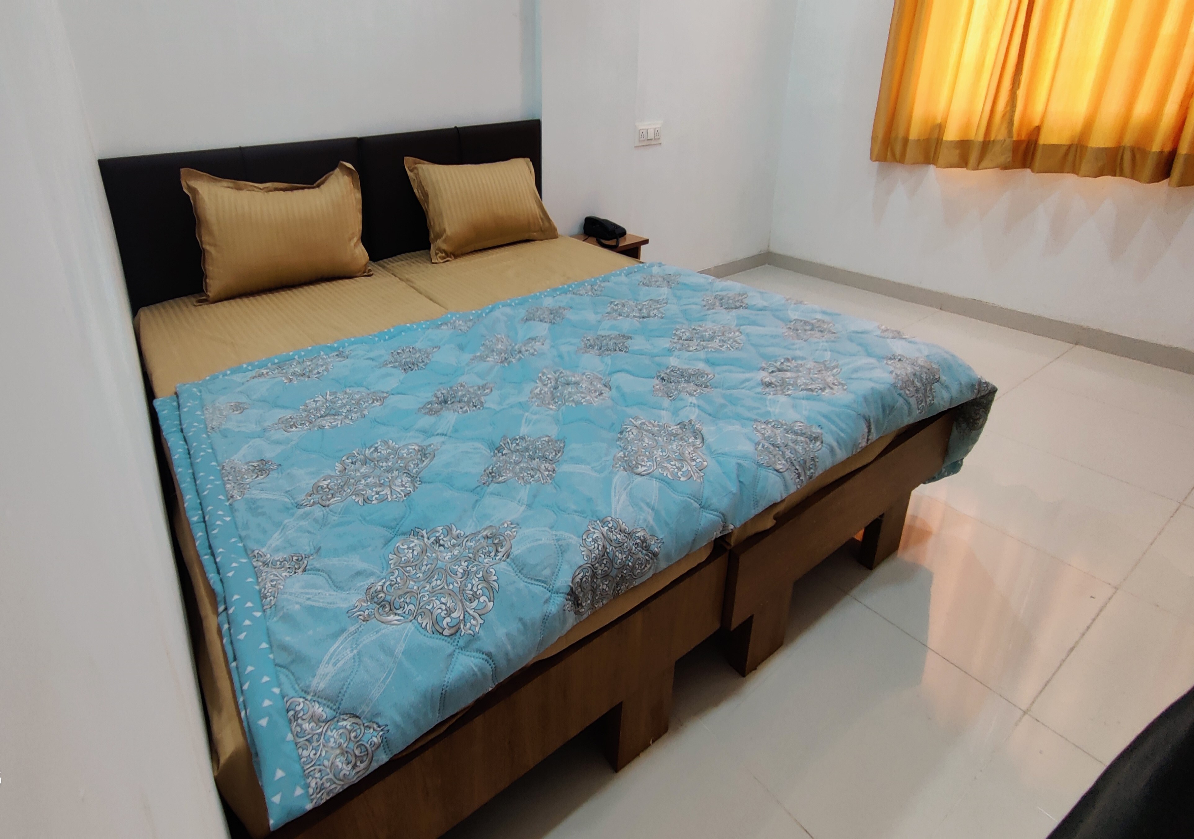 Satguru Hotel and Restaurant - Tap to explore photos