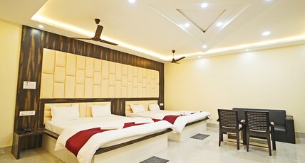 UNIQUE BEACH RESORT Room Type - Family Room with Balcony