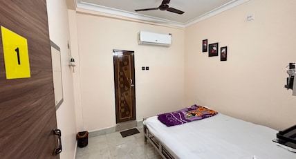 MAA BANQUET AND ROOMS Room Type - PREMIUM ROOMS MAA BANQUET AND ROOMS Room Type - PREMIUM ROOMS