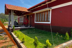 Mountain Mist by Tripture - Room in a Lakefront Villa