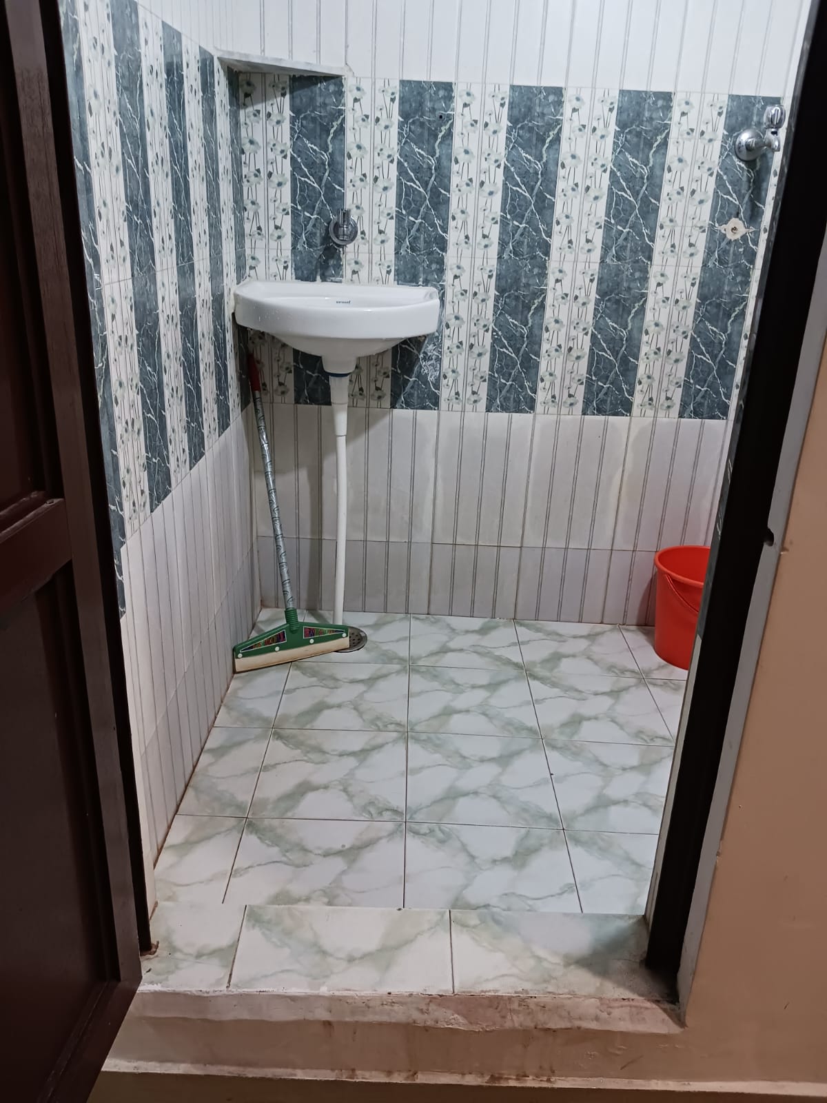 Smriti Homestay - Tap to explore photos